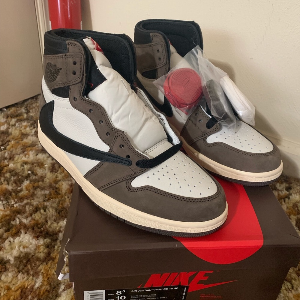 Travis Scott Jordan Retro 1 High